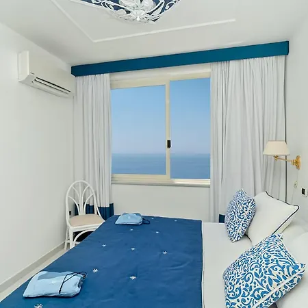 Vila Panoramic Begonia Positano